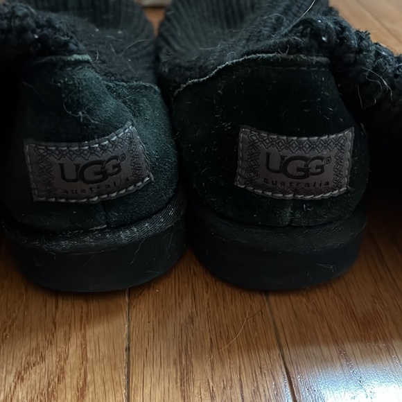Black UGG yarn material boots! - Picture 3 of 6